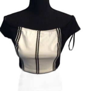 New NWT Bebe Black White Brielle Powerknit Crop Top Medium M